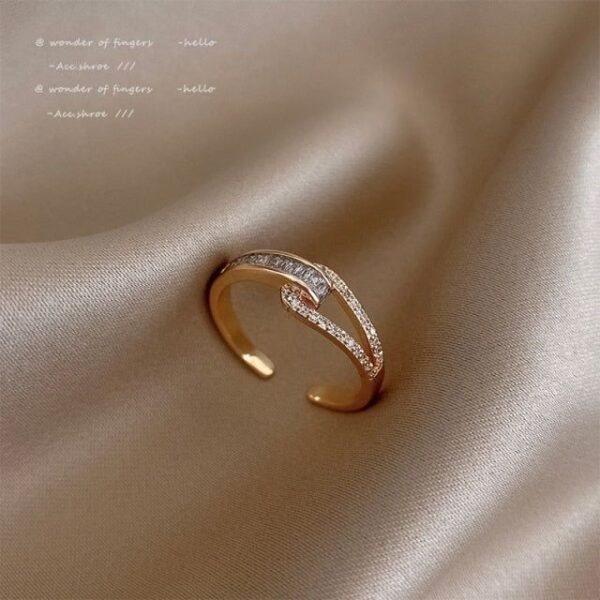 Crossover Adjustable Ring